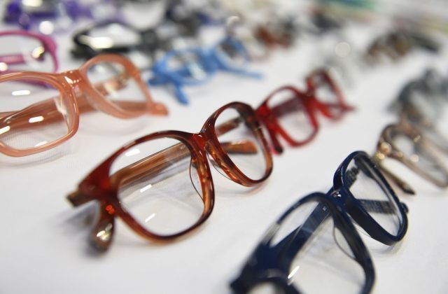 Eyeglasses for school students help improve academic achievement